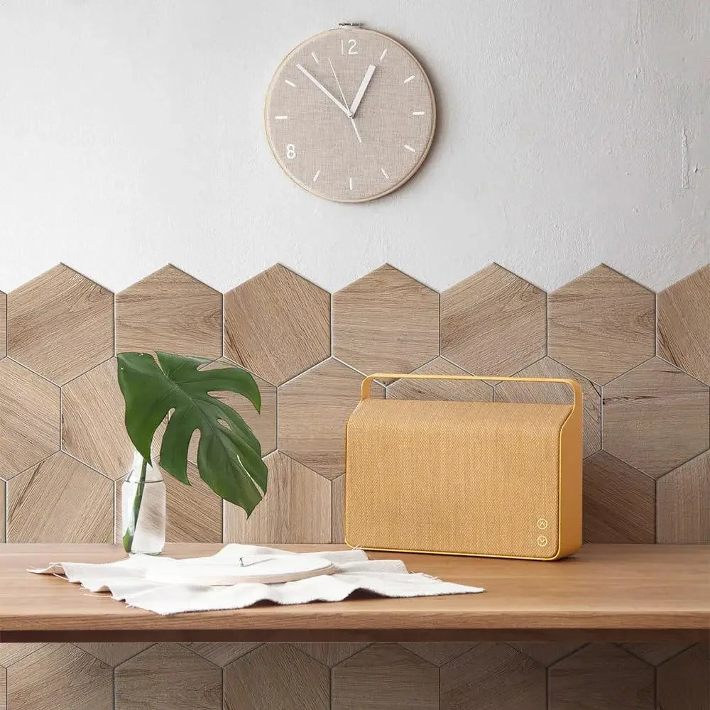 Kuusnurkse mustriga puidusüüga isekleepuvad põranda või seina plaadid – ShopPoint24 Kuusnurkse mustriga puidusüüga isekleepuvad põranda või seina plaadid