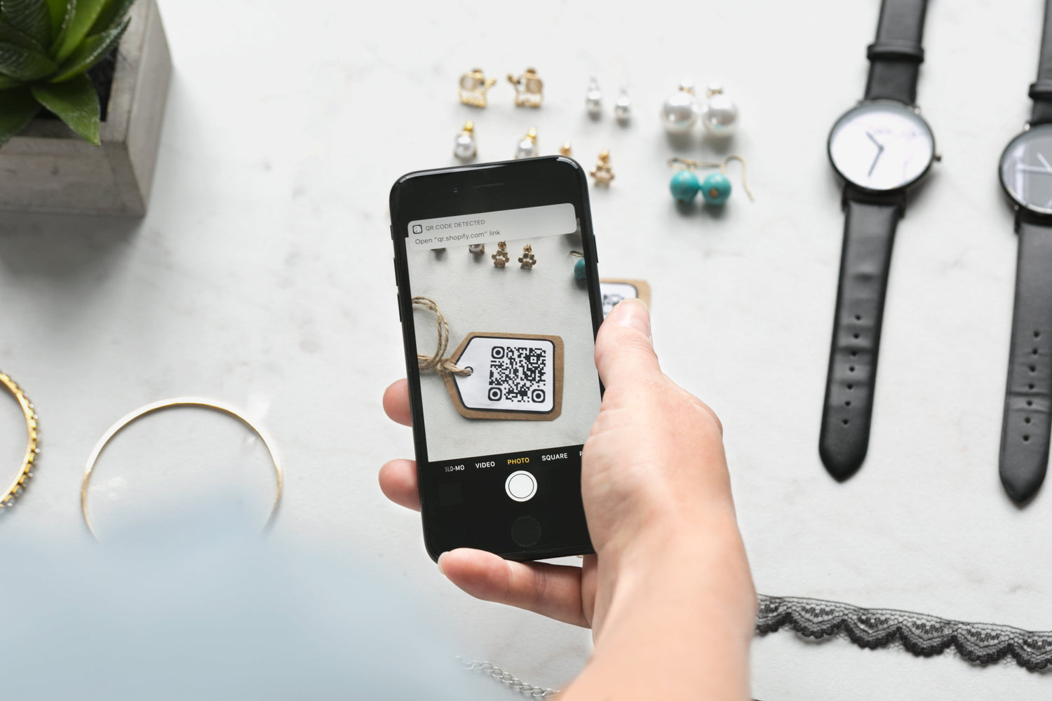 Smart Devices - gadgets that simplify daily life and connect your world.
