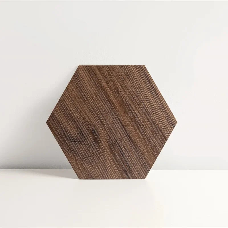 Kuusnurkse mustriga puidusüüga isekleepuvad põranda või seina plaadid