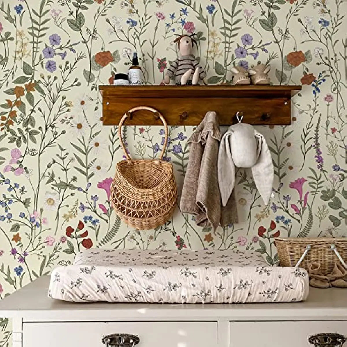 Lilleline Peel & Stick tapeet