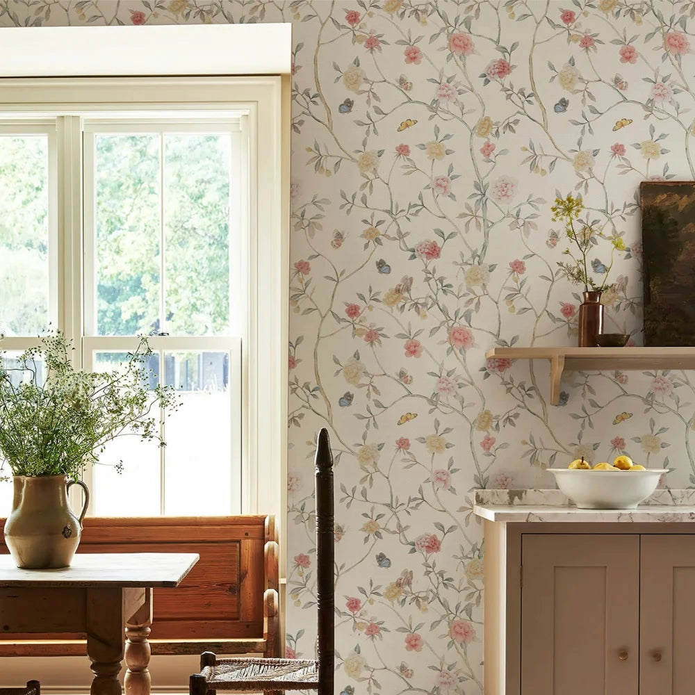 Lihtsa lillemustriga peel&stick isekleepuv ja lihtsalt eemaldatav tapeet