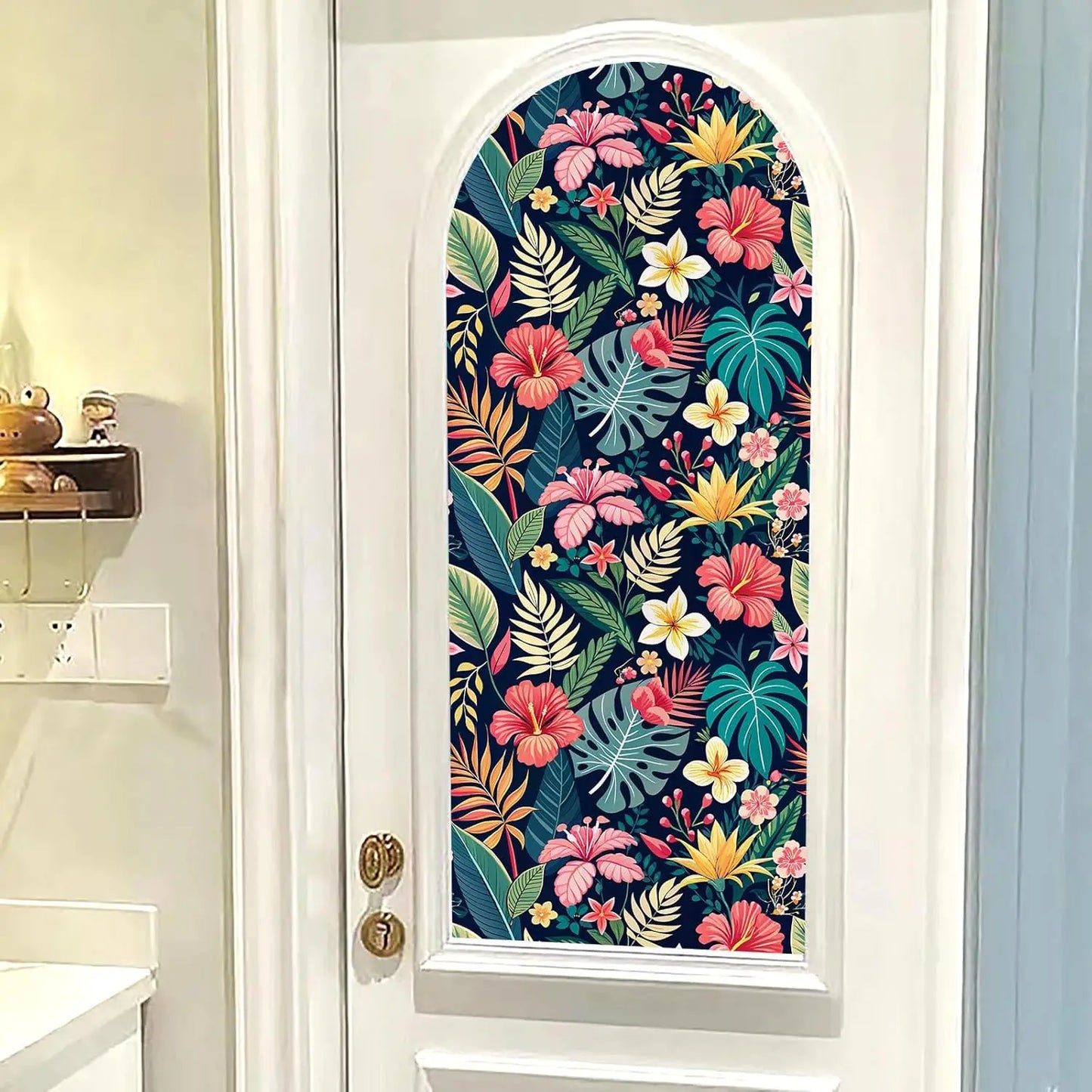 Peel & Stick tapeet troopilise palmilehe mustriga