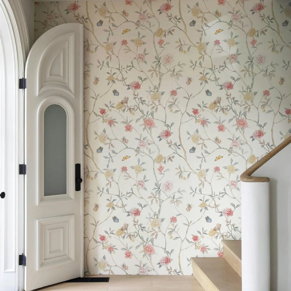 Lihtsa lillemustriga peel&stick isekleepuv ja lihtsalt eemaldatav tapeet