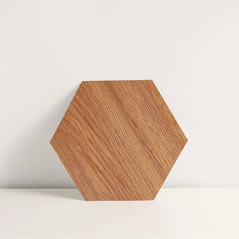 Kuusnurkse mustriga puidusüüga isekleepuvad põranda või seina plaadid